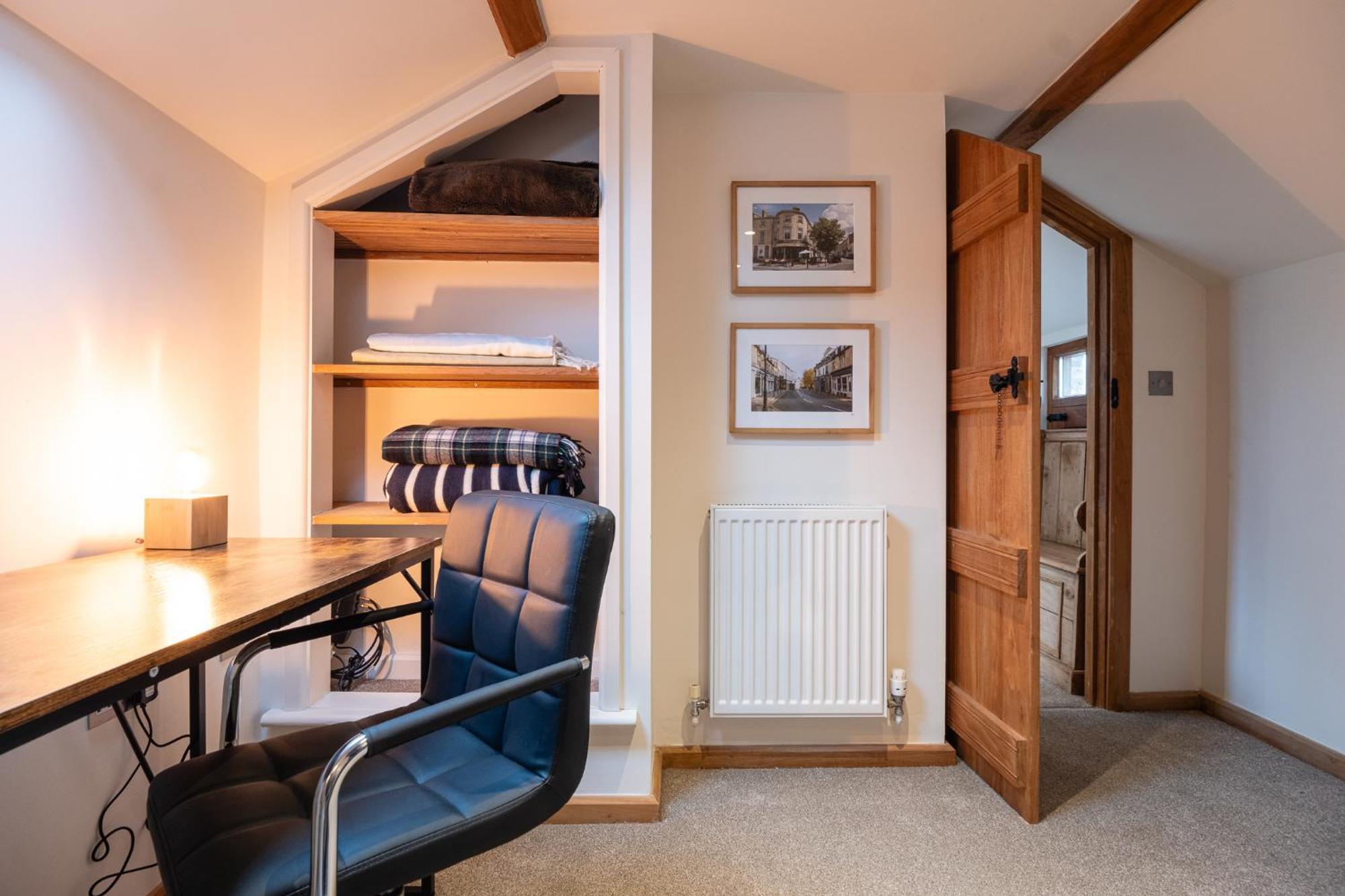 The Coach House - Beautiful In Cheltenham! Apartment *