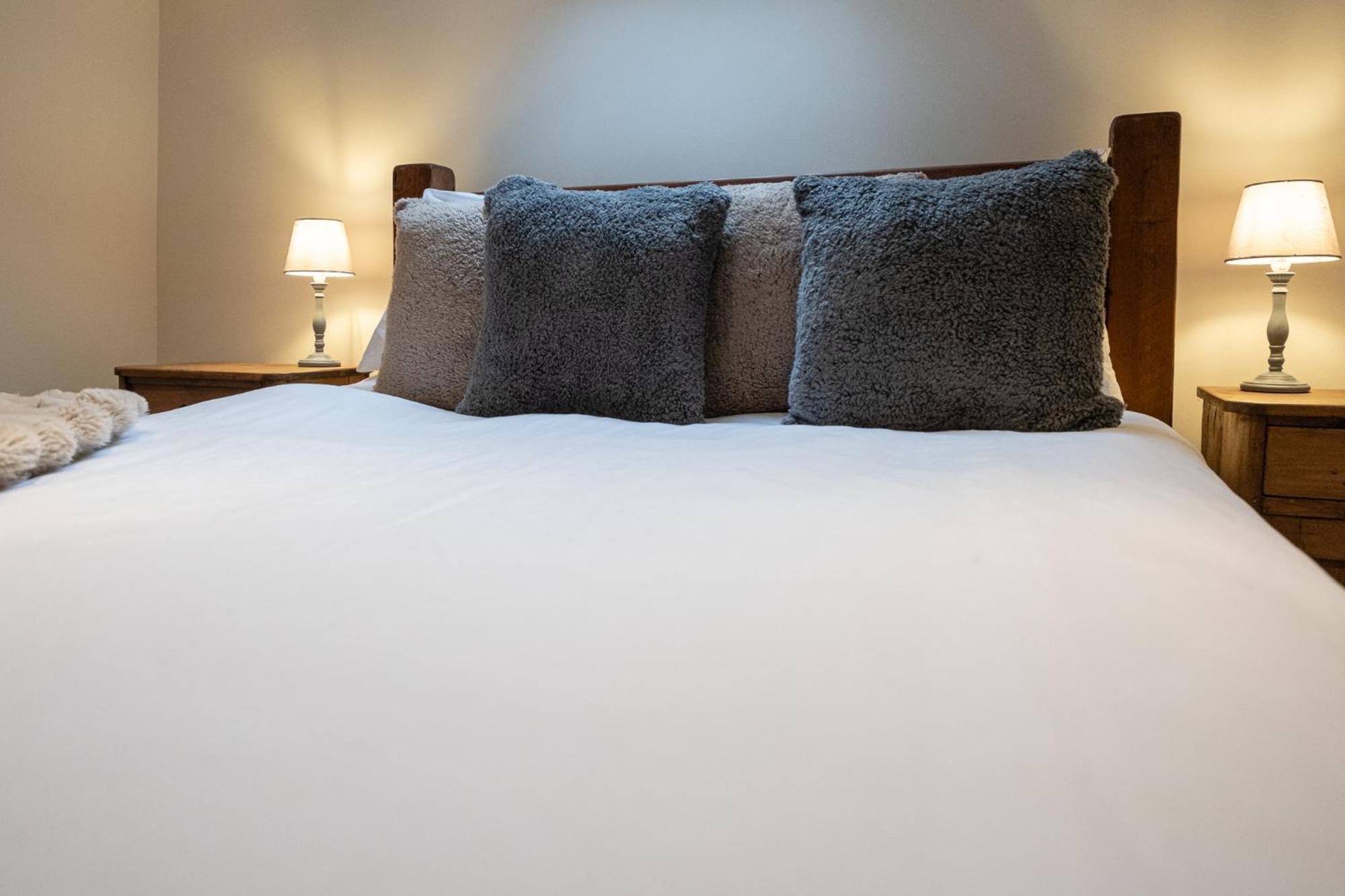 The Coach House - Beautiful In Cheltenham! Apartment